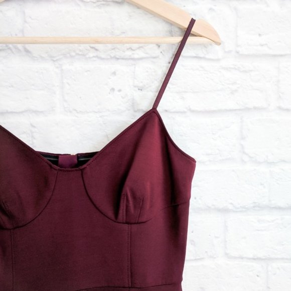 NWOT Banana Republic Burgundy Bustier Asymmetrical Fit & Flare Midi Dress Sz 2 - Picture 4 of 8